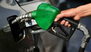 1188462_1861322_Petrol-price_akhbar
