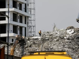 FG moves to end building collapses in Nigeria