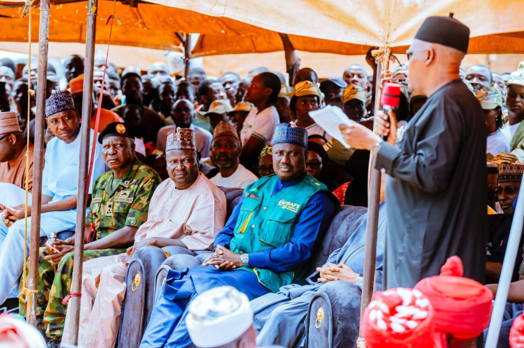 Shettima visits flood-ravaged Mokwa, pledges support as FG donates N2 billion, 20 trucks of grain