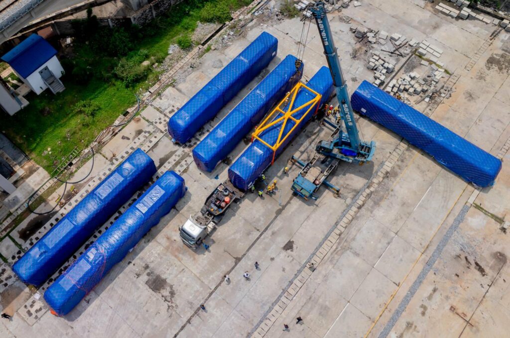 Lagos takes delivery of new train sets for Blue Line Rail