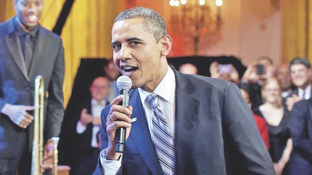 OBAMA SINGS