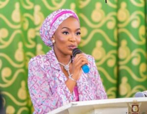 Olori_Ivie_Atuwatse_III