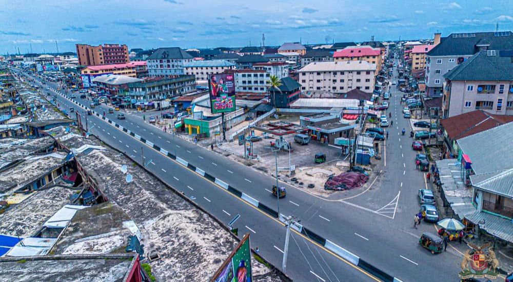 Otti-Commissions-14-Roads-In-Abia