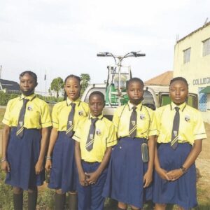 The winning team from left- Adedeji Roqeebat; Echegovo Chiz-aran; Ajayi Grace; Kareem Kareemah and Olalekan James