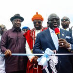 Governor Sheriff Oborevwori flanked by the Aviation Minister, Festus Keaton and other traditional rulers during the  commissioning of Upper Erejuwa Road Project In Warri South Council area