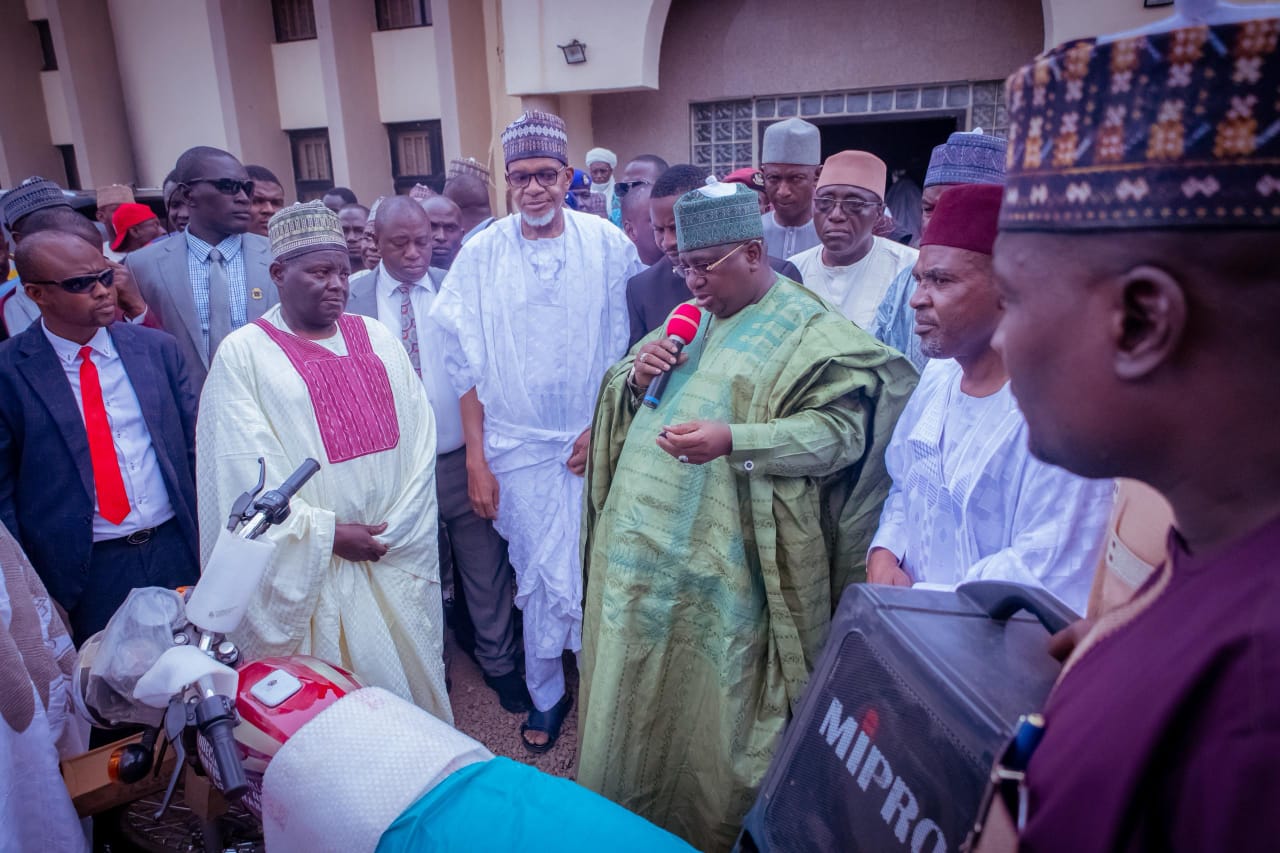 Kebbi’s Idris launches ₦3.2b education materials distribution