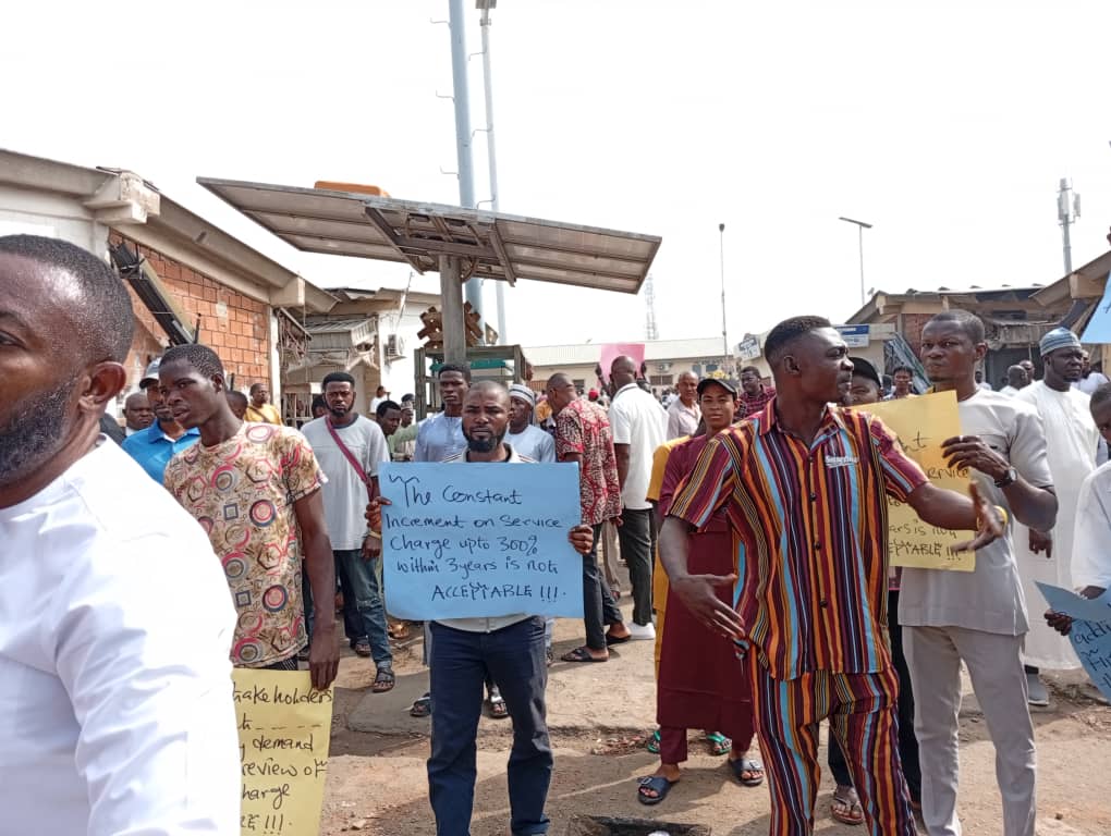 Wuse market traders protest extortion, seek Wike’s intervention