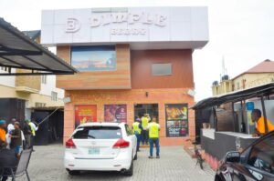 Dimple Berry lounge sealed