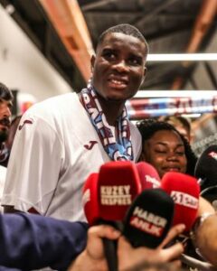 24711Onuachu1