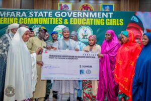 Governor Lawal empowers schoolgirls