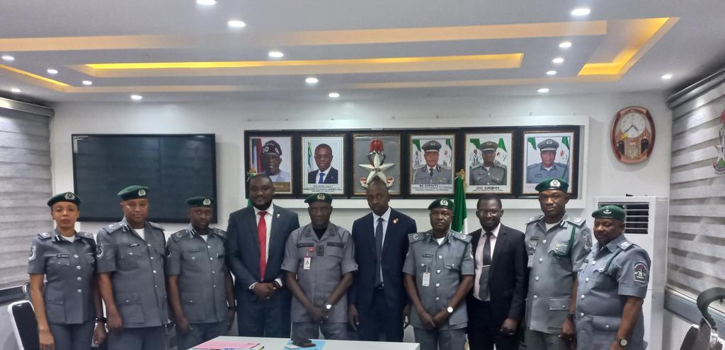 EFCC investigates undeclared $20,000, CFA110,000 seized at Seme border