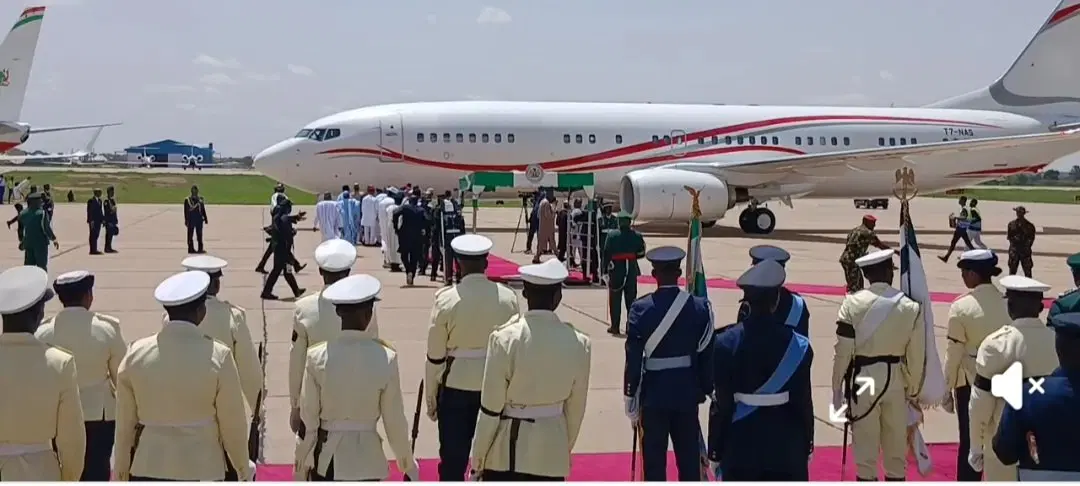 Tinubu receives Buhari’s remains