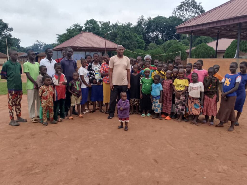 Edo IDP camp celebrates 180 graduates, 400 undergraduates