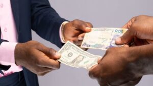 naira-dollar-348