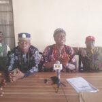 • Iwollo leaders addressing journalists