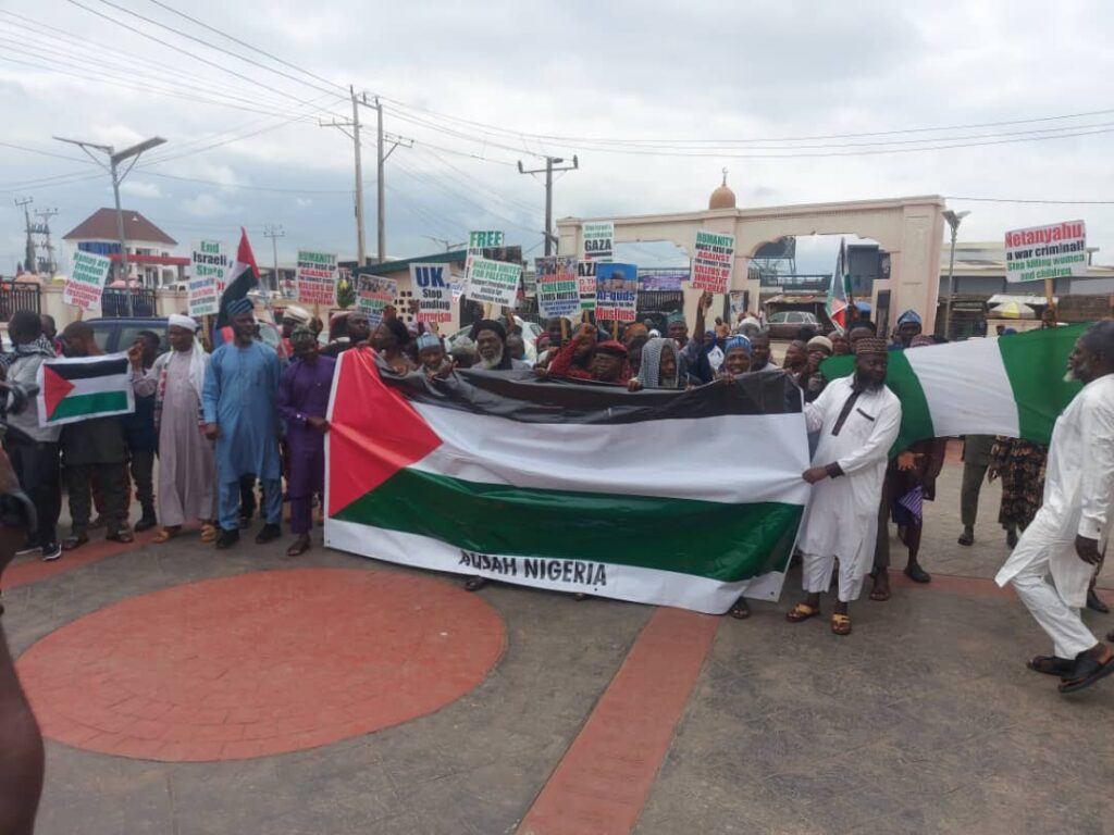 Muslim leaders protest Nigeria-Israel military accord