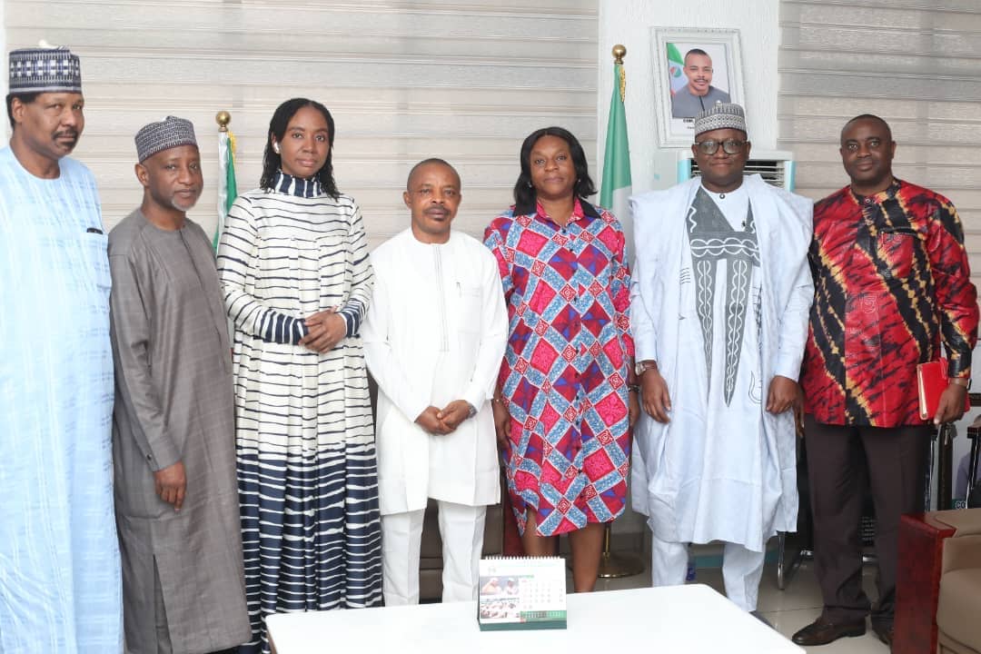 Comrade Joe Ajaero (centre) with Mrs Oloworaran (third left and management staff of both PenCom and NLC.