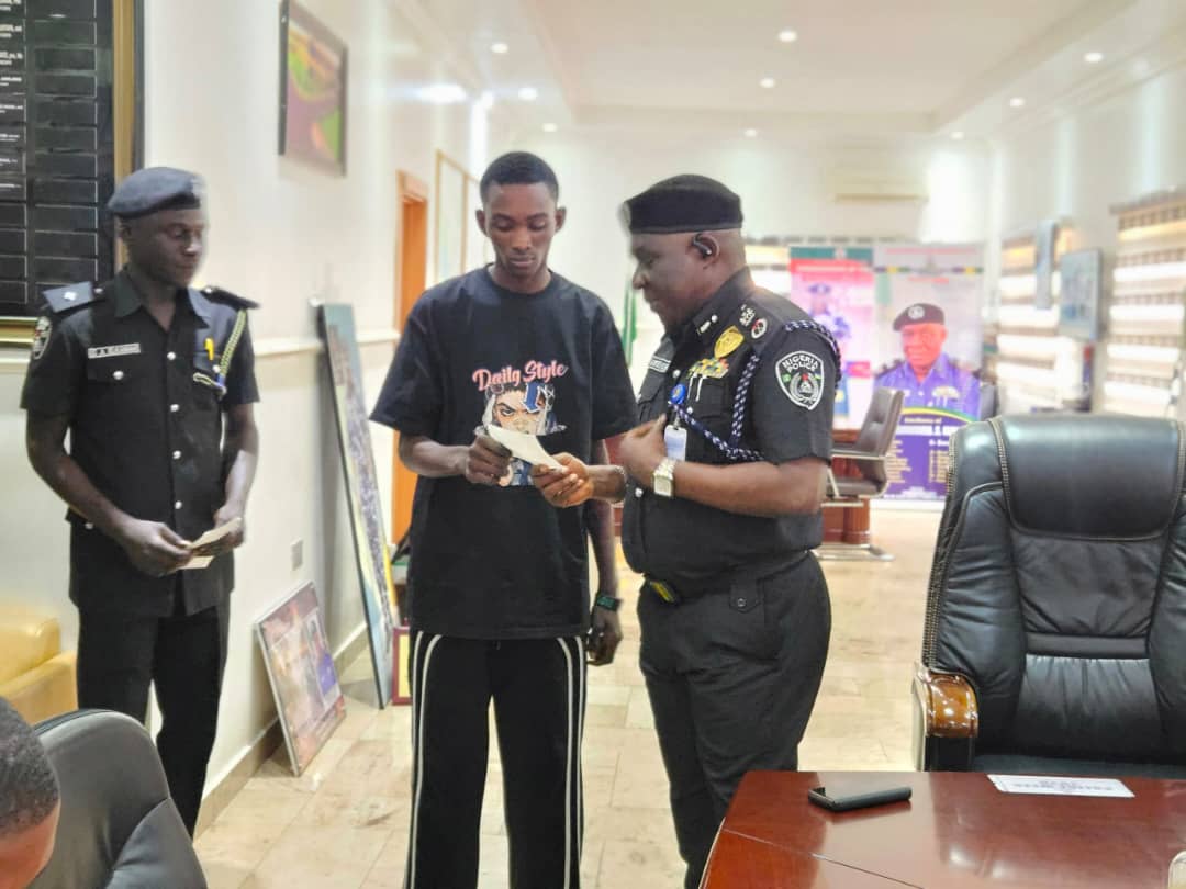 Delta CP presents N37m to families of fallen officers