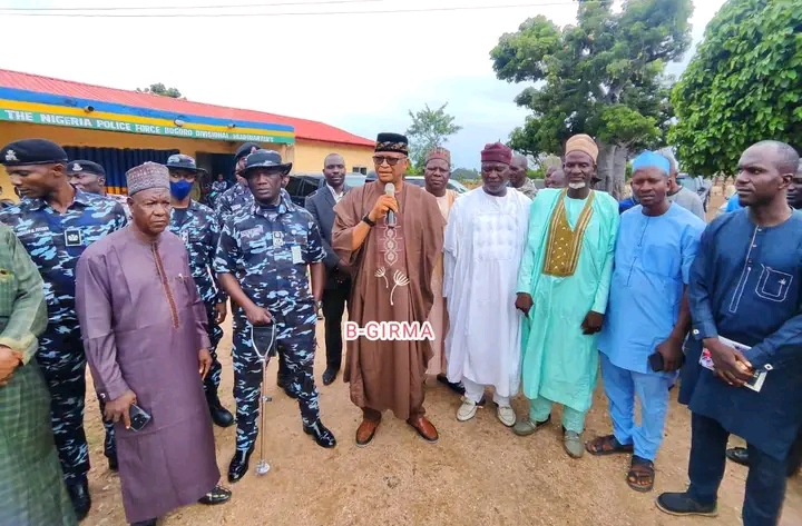 Bauchi State Commissioner for Local Government and Chieftaincy Affairs Babayo Tilde, Bauchi State Commissioner of Police, Sani-Omolori Aliyu and Bogoro community leaders (Photo credit: Umar Sani)