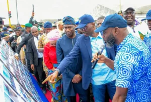 Sanwo-Olu commissions Badagry roads for tourism, commerce