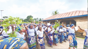 CWO protest against priestCWO protest against priest