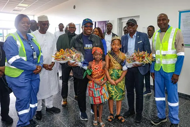 Senior-officials-from-NLNG-and-NNPCL-during-an-operational-visit-to-NLNG-Plant-on-Bonny-Island-Rivers-1536×1024-1