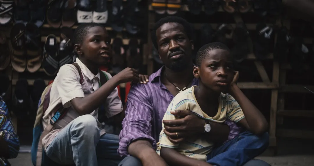 Akinola Davies – My Father’s Shadow