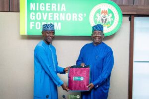 Executive Vice Chairman and CEO of NCC, Aminu Maida, and NGF’s DG Abdulateef Shittu, during a courtesy visit to NGF Secretariat