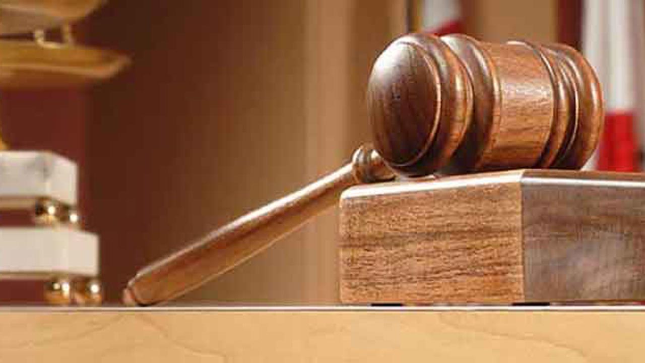 court-gavel-2