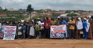 Ibadan Circular Road: Chaos erupts as residents reject 500-metre corridor