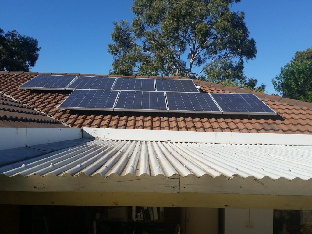 solar-panels-2685357_1280