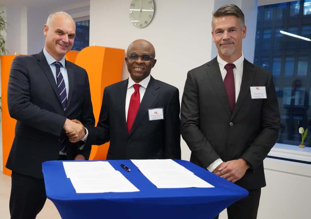 APM Terminals signs MOU with Nigerian Ports Authority on roadmap for electrification