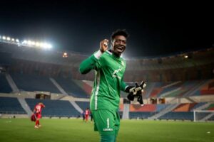 Adebayo-Adeleye-goalkeeper-896×598