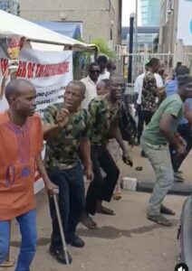 Ex-soldiers besiege Finance Ministry over unpaid benefits