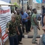Ex-soldiers besiege Finance Ministry over unpaid benefits