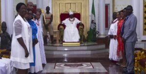 Prof-Ize-Iyamu-and-Oba-of-Benin-1be