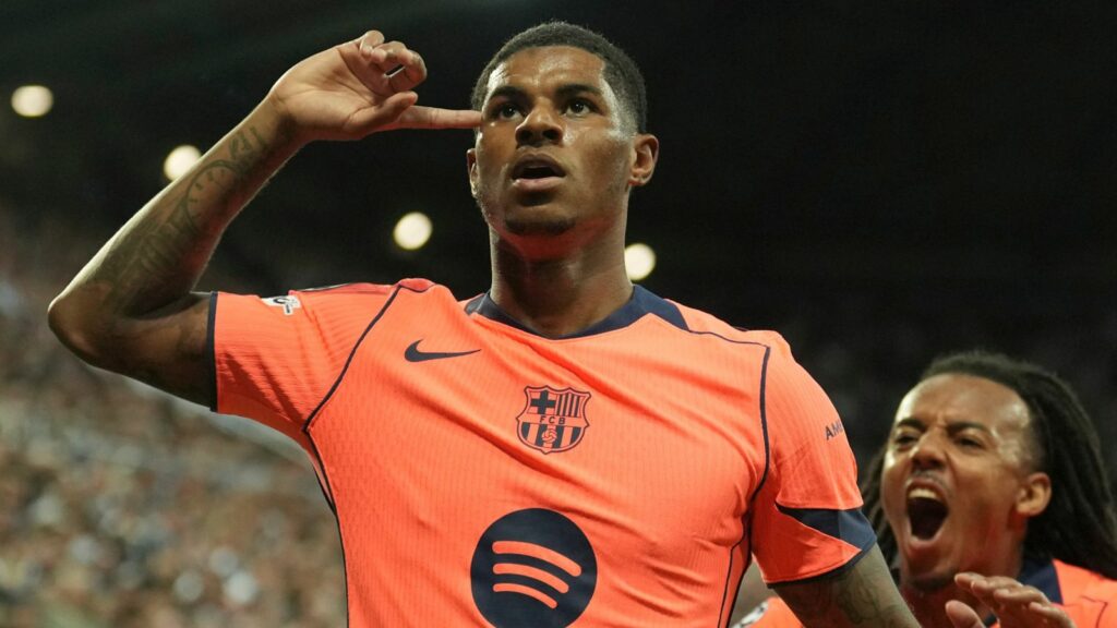 Rashford grabs brace