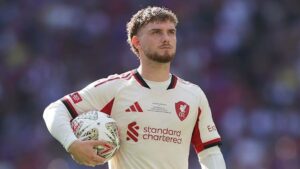 Liverpool’s Harvey Elliot joins Aston Villa )