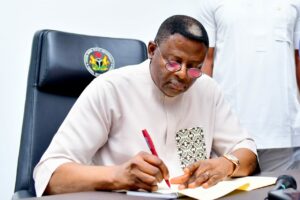 prince-otu-at-budget-signing