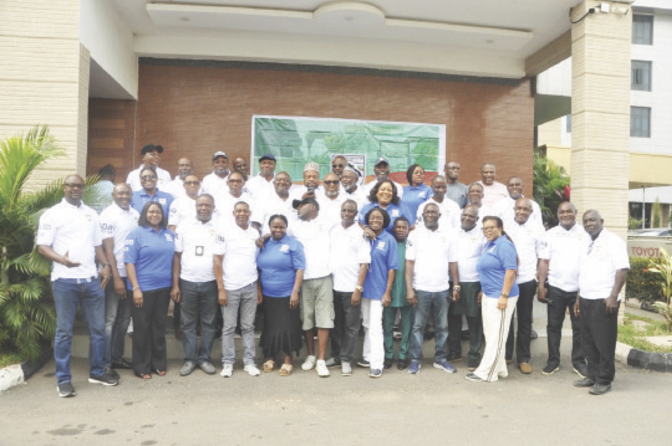 •Members of the alumni body.
