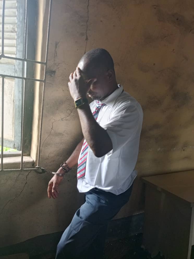Fake lawyer arrested after fleeing Delta courtroom
