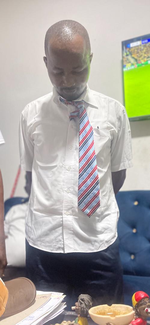 Fake lawyer arrested after fleeing Delta courtroom