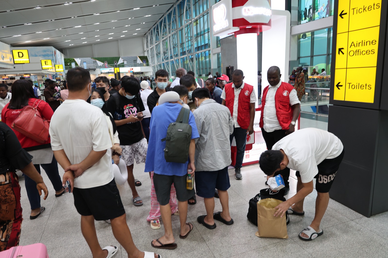 Final batch of 51 cyber fraud convicts leaves Nigeria