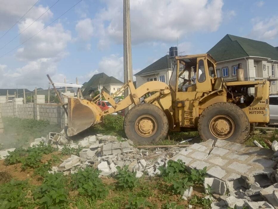 Riverpark estate crisis: FCTA accuses developers of returning to site despite stop order, halts construction