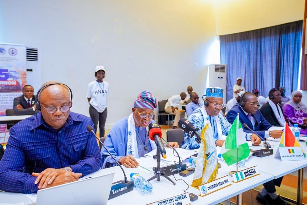 Oyetola and other participants in Conakry during the meeting