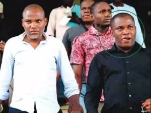 Nnmadi Kanu (L), Emmanuel Kanu (R)