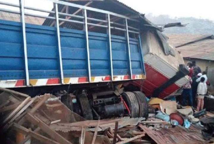 Truck kills 10 Ondo varsity students