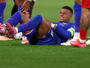 Mbappe injured against Azerbaijan