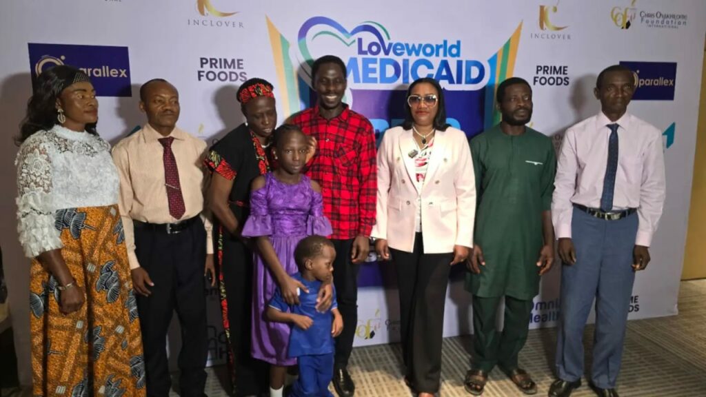Assistant Director Loveworld Medicaid,  Dr Jumoke Ola-Akisanya (3rd R) with the beneficiaries of the V.I.S.I.O.N.10,000 FREE EYE SURGERIES