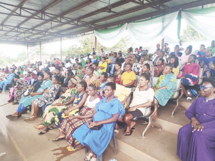 •A cross section of women at the MAMII event